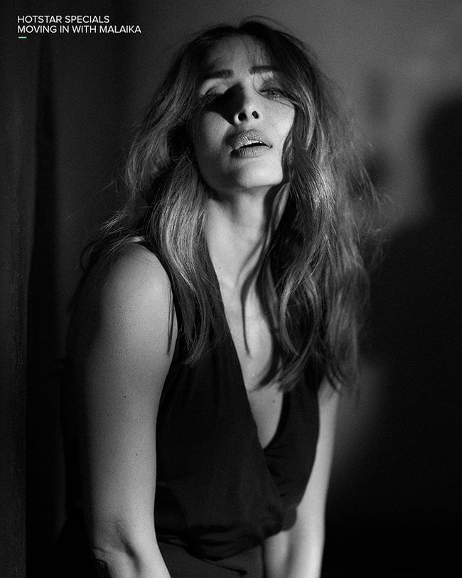 Staggering Poses Of Malaika Arora In Black